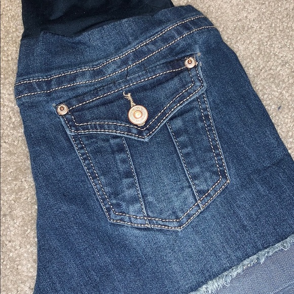 Maternity shorts - Picture 4 of 6